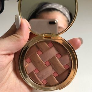 Sweetie pie radiant matte bronzer